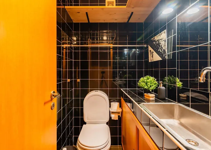 Terraco Da Linha - Bairro Calmo E